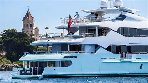 Superyacht Beach Clubs Ahoy Club