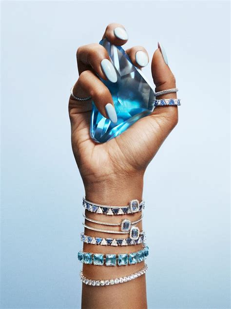 Swarovski Official | Jewelry, Watches and Crystal Decorations