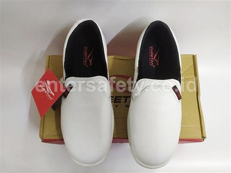 Sepatu Cheetah 7001 P Putih White