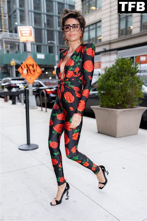 Lisa Rinna Nude The Fappening Photo Fappeningbook