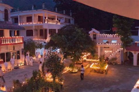 Phool Chatti Ashram Rishikesh Uttarakhand Yoga Retreat