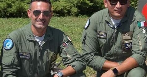 Scontro Tra Aerei Militari A Guidonia Morti I Due Piloti