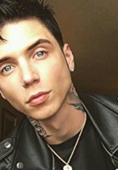 Andy Biersack Wiki Darklove💜 Fans Amino