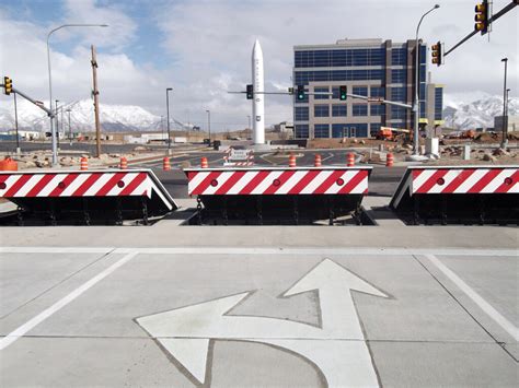 High Security Wedge Barricades And Shallow Mount Wedge Barriers Delta