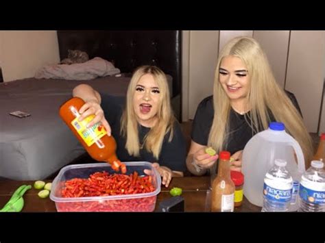 FLAMIN' HOT CHEETOS CHALLENGE! - YouTube