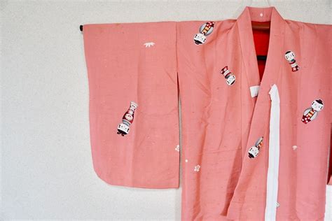 Japanese Girls Kimono With Kokeshi Dolls Salmon Pastel Pink Etsy