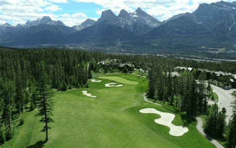 The Best Canmore Golf Courses - Elk & Owl Mountain Retreats