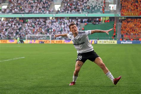 Remis Z Liderem Legia Znacznie Oddali A Si Od Mistrzostwa