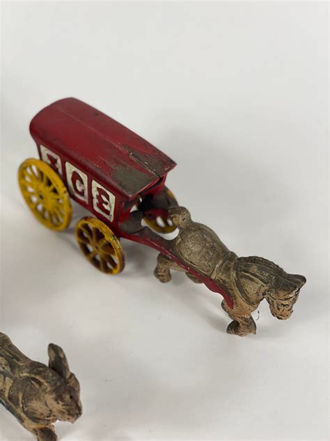 Vintage Iron Horse And Wagon Toys 1847