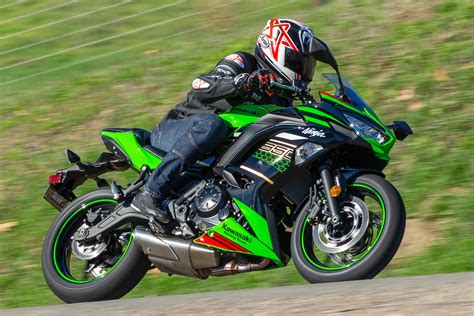 2020 KAWASAKI NINJA 650 REVIEW (14 FAST FACTS) - GearOpen.com