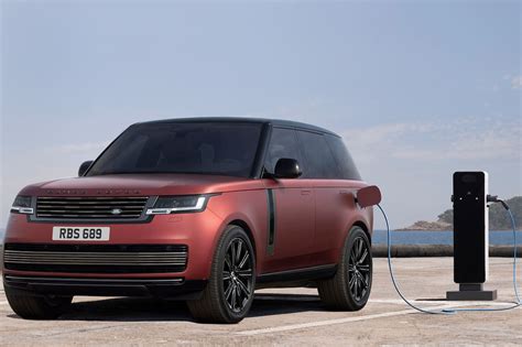 2023 Range Rover Plug in Hybrid (PHEV): 6 things to know