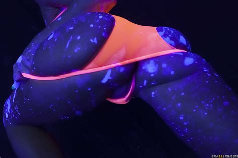 Jada Drk Laser Show 0260 Porn Pic