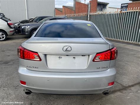 Lexus Is250 Is250c 2011 Rear Bumper