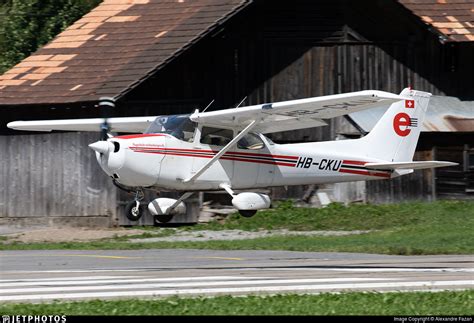 Hb Cku Reims Cessna F P Skyhawk Ii Flugschule Eichenberger