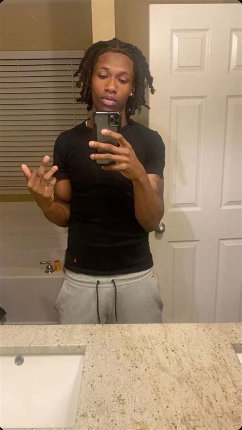 Pin On Dine Pins In Hot Black Guys Cute Black Guys Fine Black Men