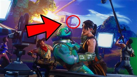 Fortnite Battle Royale Blockbuster Challenge 1 Hidden Star Location Guide Youtube