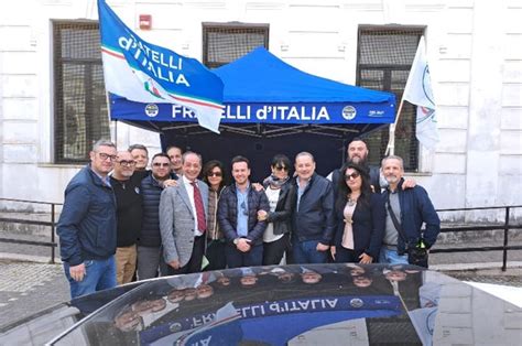 Mondragone Gazebo Di Fratelli D Italia In Citt La Coordinatrice