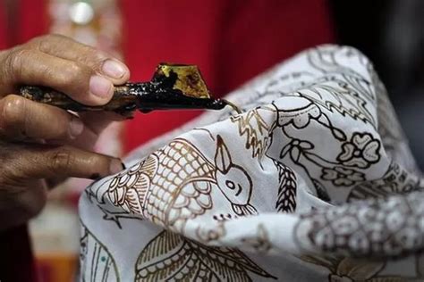 Batik Indonesia Warisan Budaya Yang Memikat Dunia Dengan Keindahannya