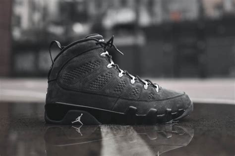 Closer Look Air Jordan 9 Retro Anthracite | HYPEBEAST