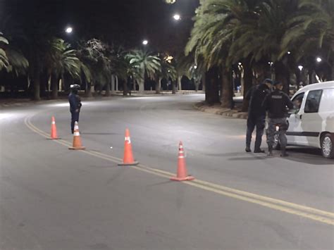 Controlan La Circulación Vehicular Y Peatonal En El Parque General San