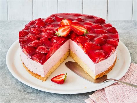 Erdbeer Mascarpone Torte Sommerlich Leicht And Lecker Einfach Backen