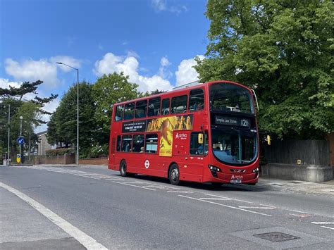 Arriva London Enfield DW566 In Aldermans Hill Palmers G Flickr