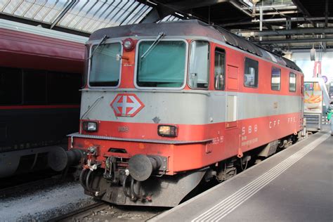 SBB Lokomotive Re 4 4 II 11108 Bzw Re 420 108 3 In Den Flickr