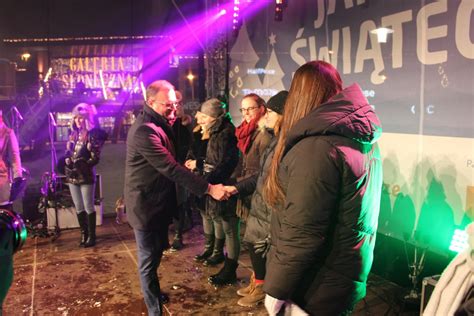 Radomianie Wybrali Najpi Kniejsze Choinki Podczas Gwiazdki Dla