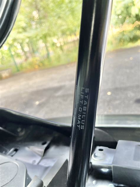 Газовые упоры капота — Mazda 6 (3G) GJ, 2 л, 2021 года | тюнинг | DRIVE2