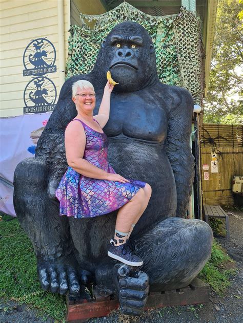 🍌🦍 : r/JoyDonaldson