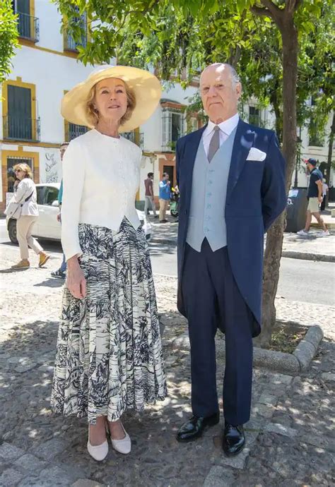 Boda De Sol De Medina Orleans Braganza Y Pedro Dom Nguez Manj N Toro