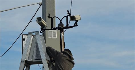 Instalaron Cuatro Radares Fijos En Dos Puntos De La Avenida