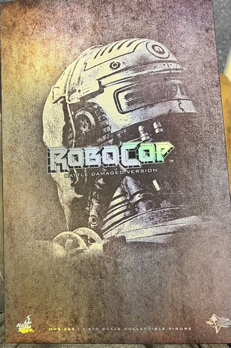 Hot Toys Mms Robocop Battle Damage Carousell