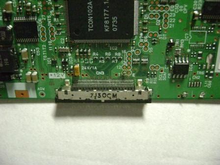 Toshiba 32C3500PR нужна распиновка LVDS шлейфа