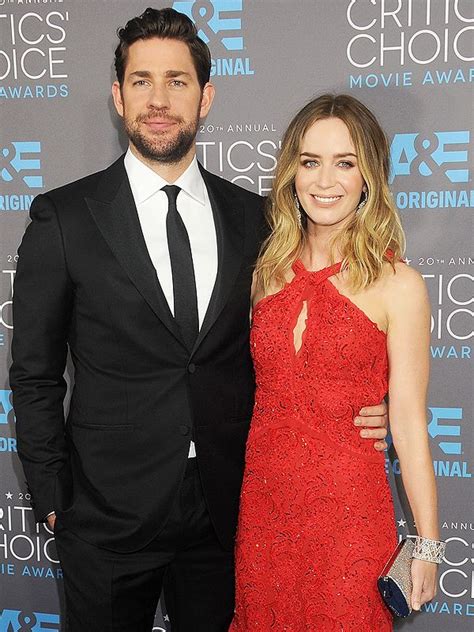 John Krasinski Says Wife Emily Blunt Doesn T Like His New Ripped Body Hot Sex Picture