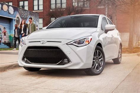 2019 Toyota Yaris Review & Ratings | Edmunds