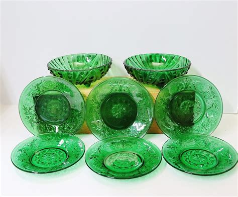 6 Forest Green Anchor Hocking Sandwich Glass Custard Cup Liner And 2 Burple Forest Green Dessert