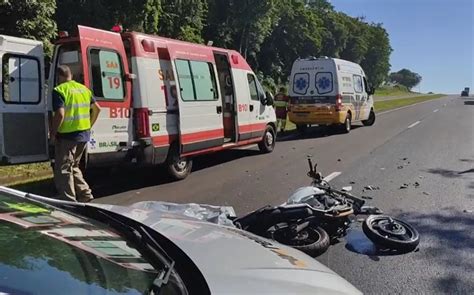 Jovem De 22 Anos Morre Ao Bater Na Traseira De Caminhão Na Sp 344 Em