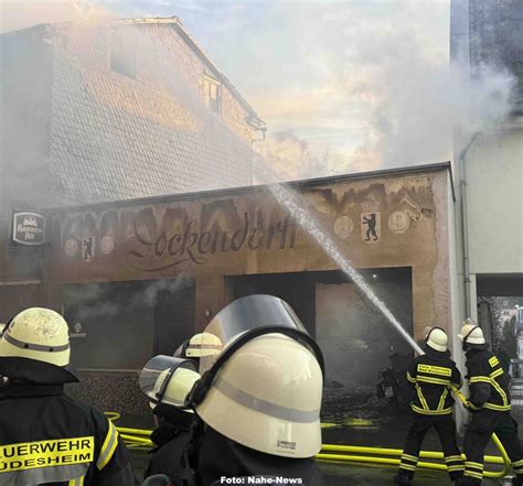 Gro Einsatz In Der R Desheimer Stra E Wohnhaus Steht Lichterloh In