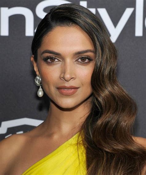 Deepika Padukone Hair In Cocktail