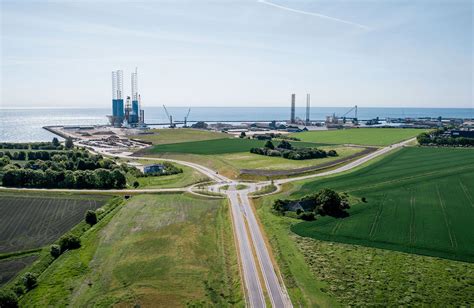 Vi Er Danmarks Mest Centrale Dybvandshavn Grenaa Havn