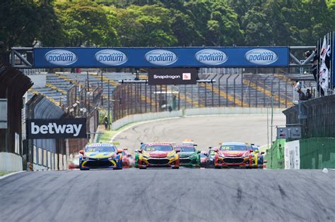 Stock Car Quatro Pilotos Disputam T Tulo Na Final Em Interlagos