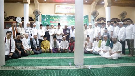 Rektor Pimpin Safari Ramadan Perdana Di Masjid At Taqwa Mendalo Indah