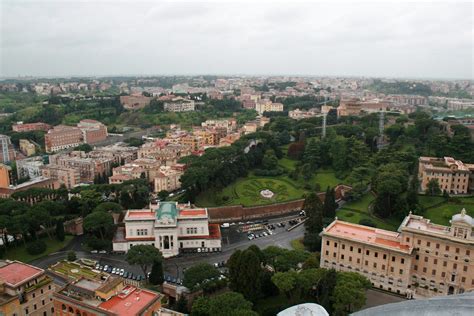 Rome Looking Down Into The Popes Garden A U S S I E P O M M Flickr