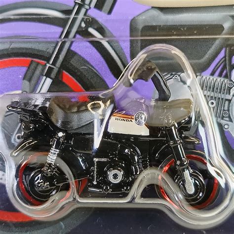 Hot Wheels Motorcycle Club Honda Monkey Z Collectible Model Car Miniature Gift Item For Car