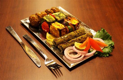 Try The Veg Tandoori Platter The Clay Oven So Delhi