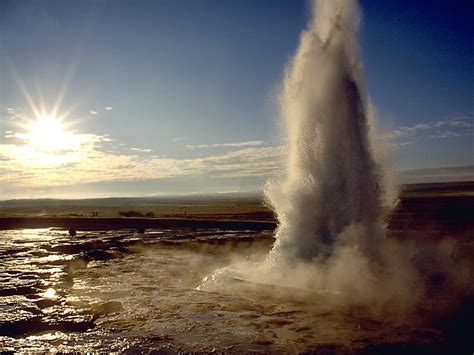 Strokkur in Suðurland, Iceland | Sygic Travel