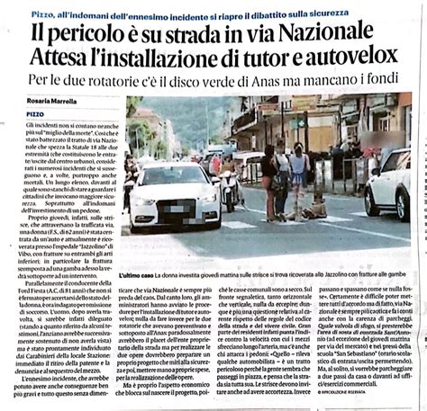 Pizzo Il Pericolo E Su Strada In Via Nazionale Attesa L