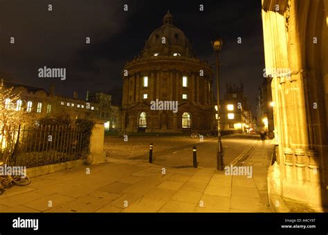 The Radcliffe Camera at night Stock Photo - Alamy