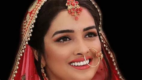 Amrapali Dubey Hot Photos Bhojpuri Actress Bikini Photos Shadowed The Internet Check Latest